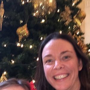 Meet your Posher, Suzanne